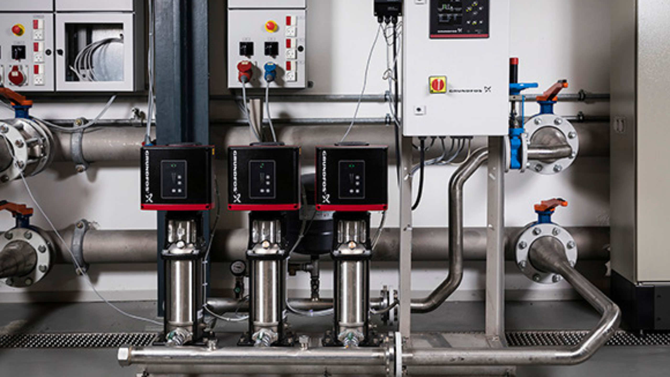 Water supply boosting plant